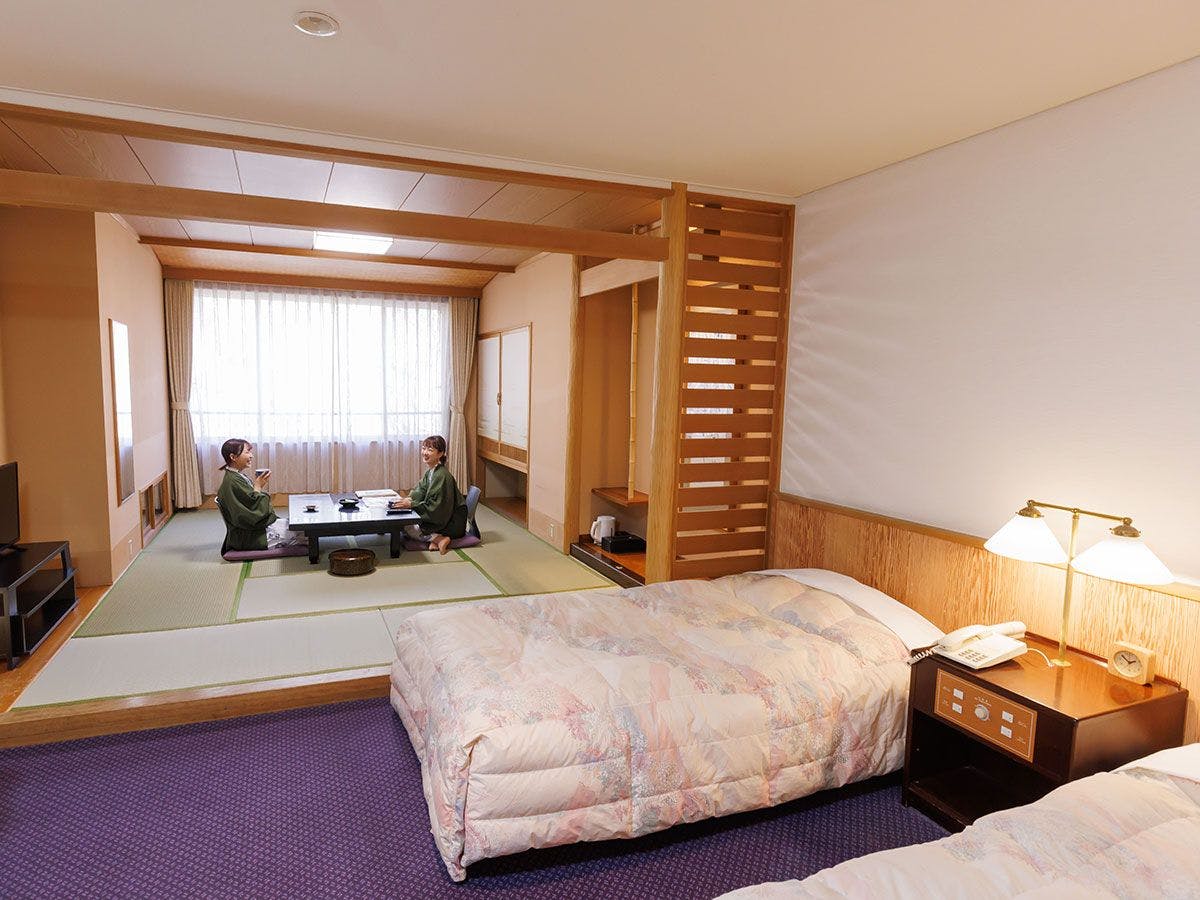 Kamar Gaya Jepang dan Barat