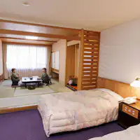 Kamar Gaya Jepang dan Barat