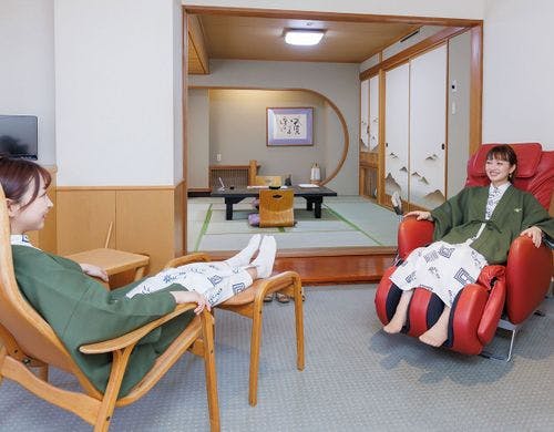 【リラクゼーションルーム】