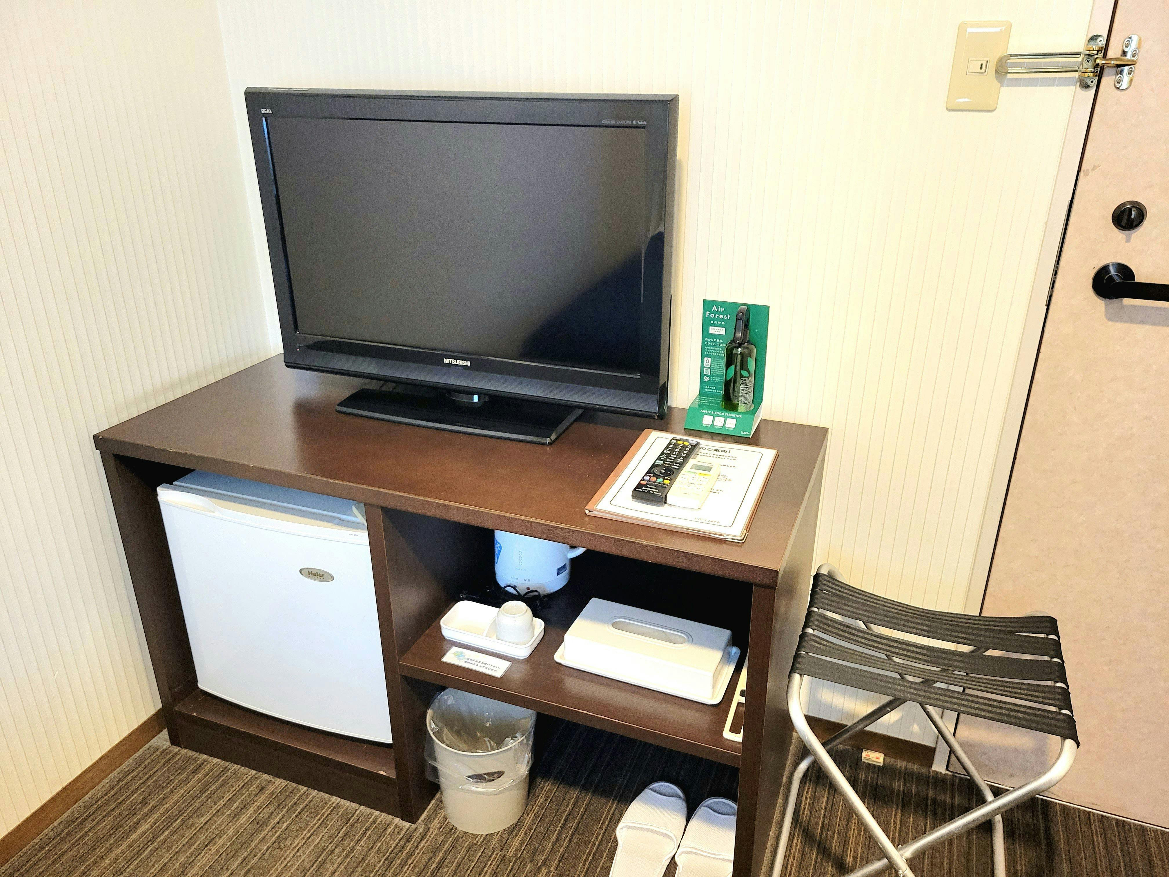 Amazon.co.jp: 東京・首都圏のビジネスホテルガイド (ブルー