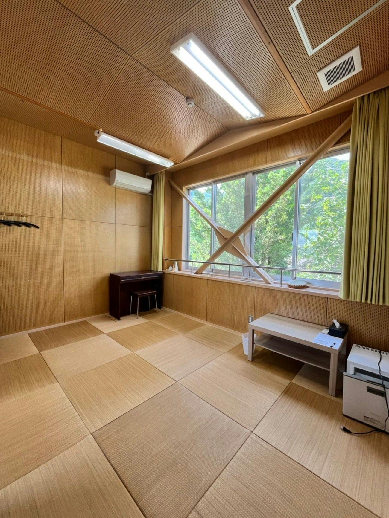 ห้องพักชั้น 2 แบบญี่ปุ่น (ห้องดนตรี)