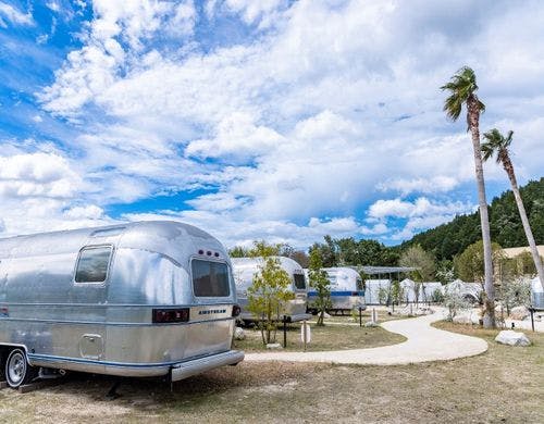 コンフォートRV（キャンピングカー）