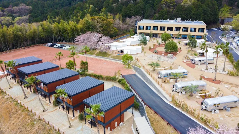 Fukuoka Hotel & Resort Glamping The Retreat