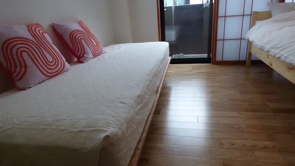 Guesthouse Hyakumanben Cross