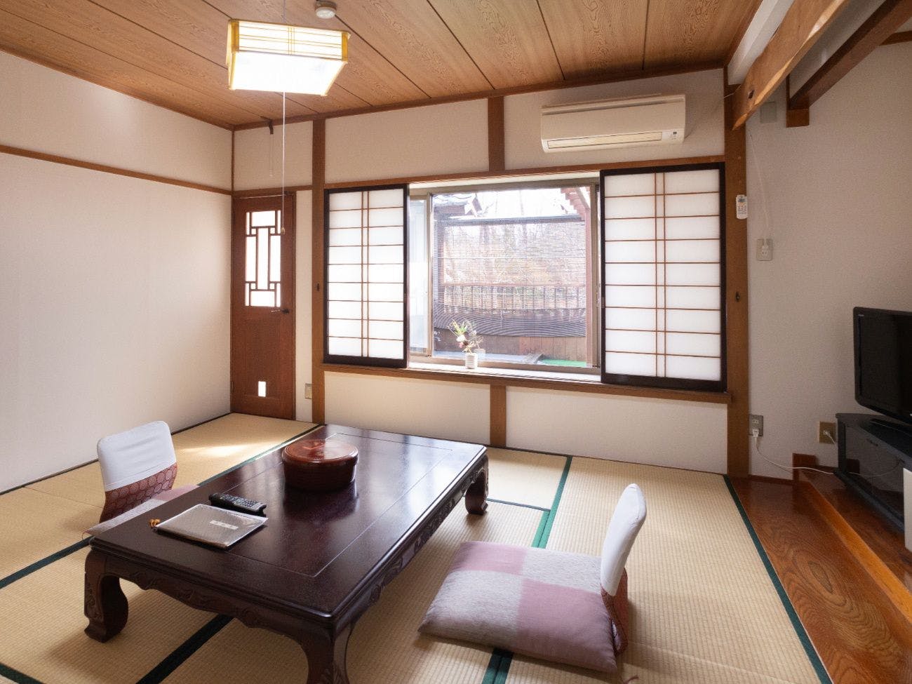 【별채・온천 노천탕 포함 일본식 객실】