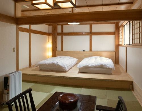 【本館】和洋室二間（洗面トイレ付）