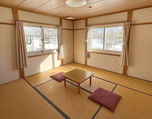 【セカンド】湖側和室8畳（一例）