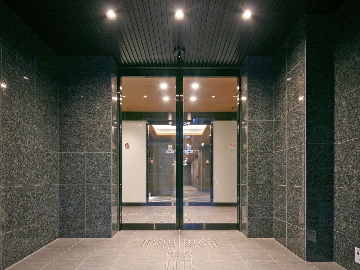 ทางเข้าหลัก