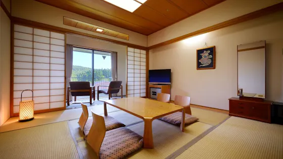 Lantai 3 * Kamar gaya Jepang 8 tatami (dengan kamar mandi dan toilet)