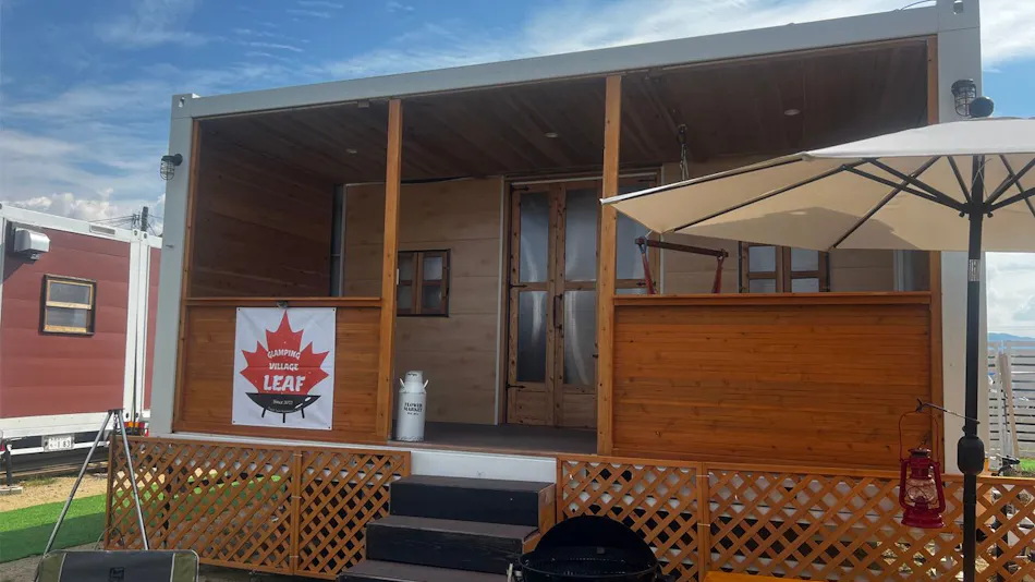 Glamping Village Leaf