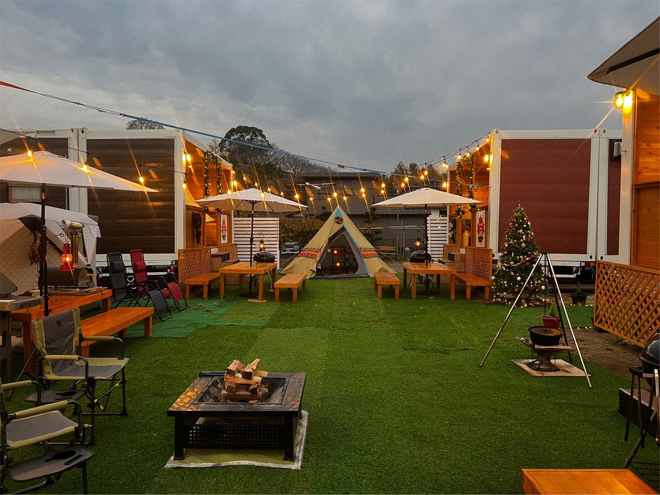 Glamping Village Leaf