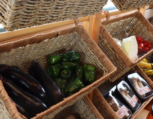 野菜もご自由にどうぞ