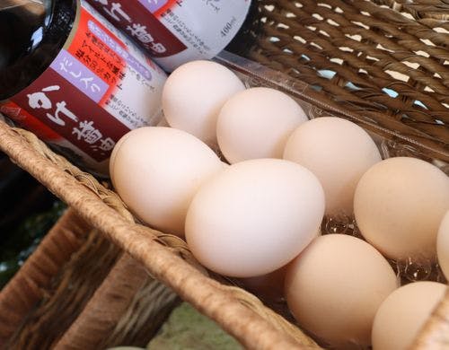 卵に醤油も用意してます