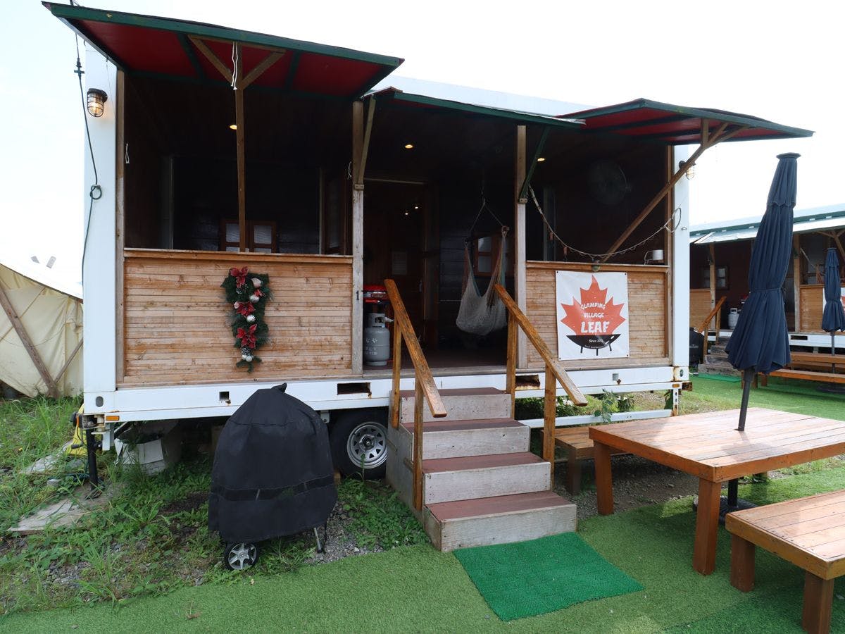 Glamping Village Leaf