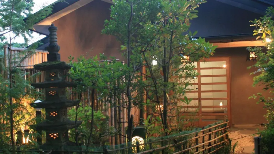 Auberge of the June Forest