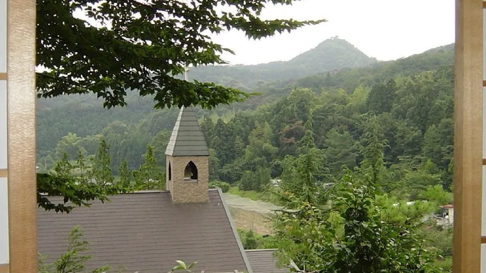 Auberge of the June Forest