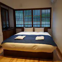 โกดัง (ห้องพัก)