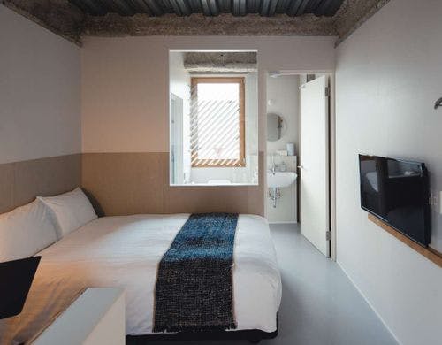 【シャワーブース】