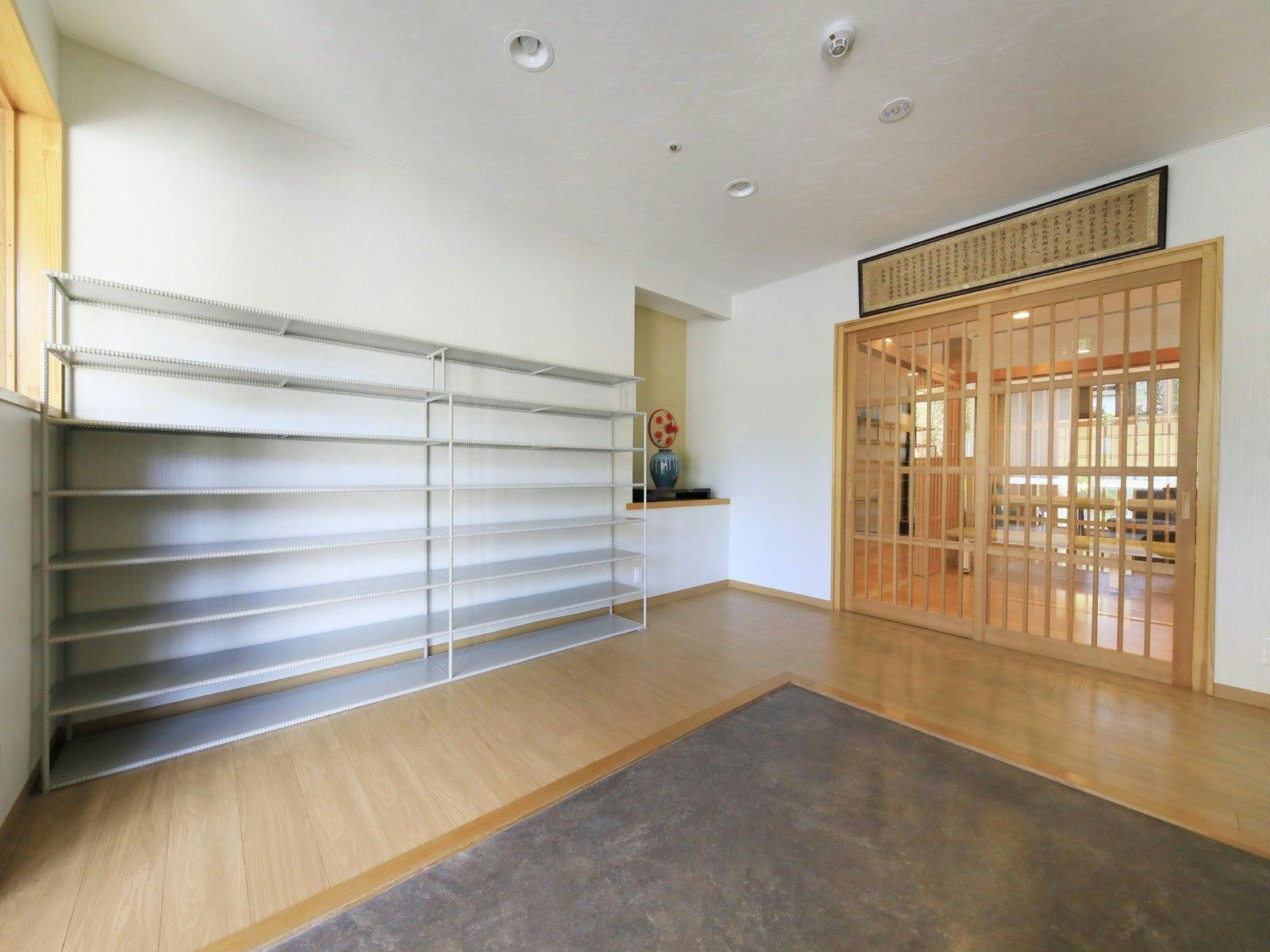 ทางเข้า