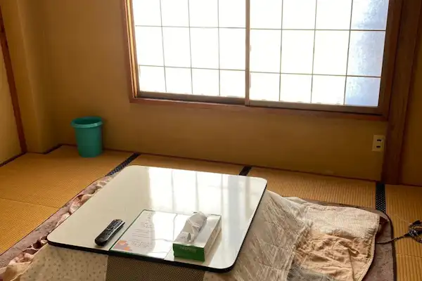 นี่คือตัวอย่างของห้องพักหนึ่งห้อง.