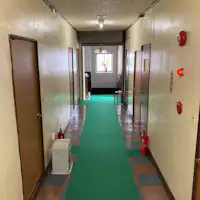 กรุณาชมบรรยากาศของทางเดิน