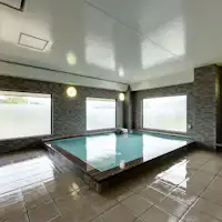 *Pemandian umum pria