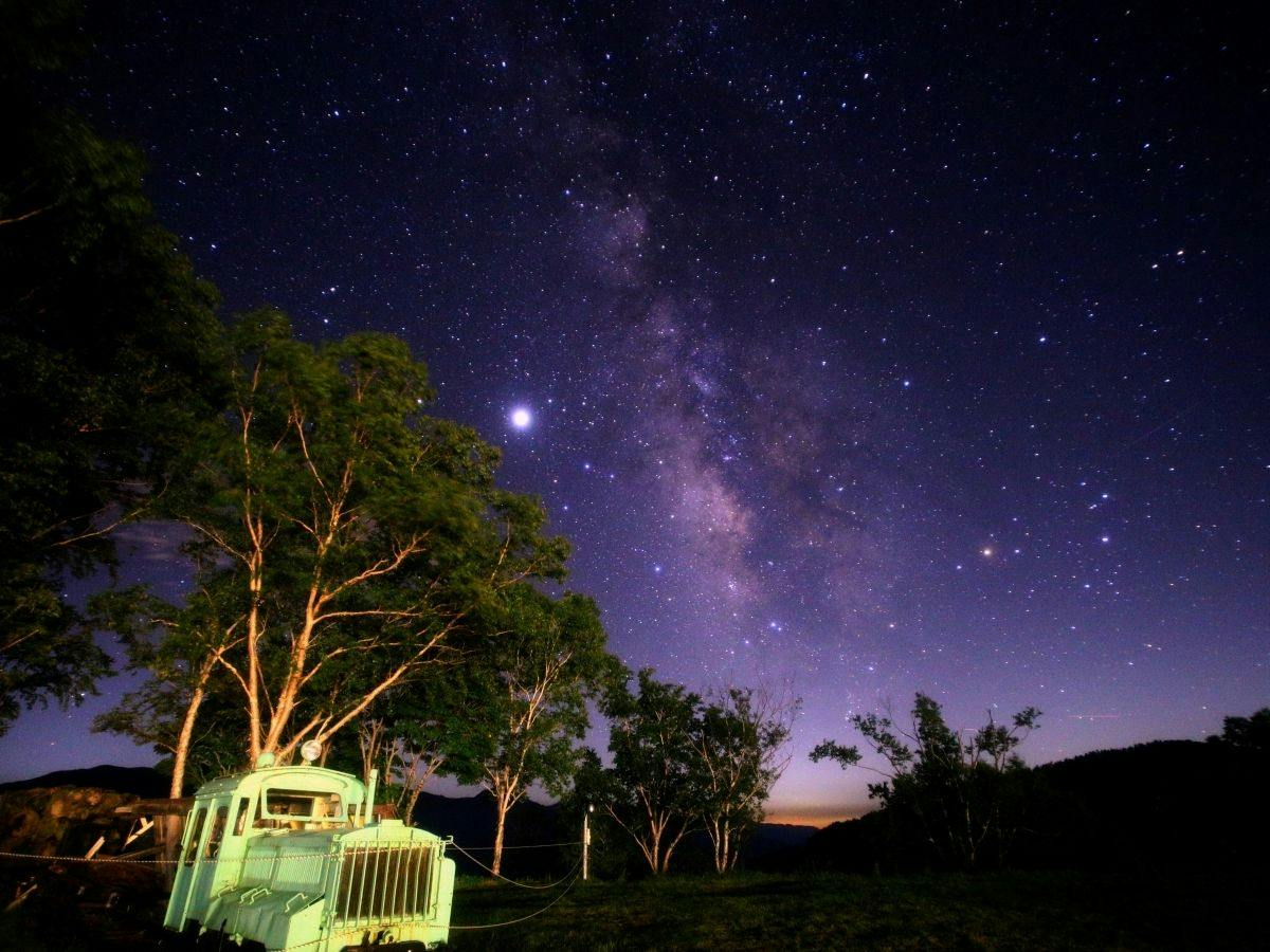 Shirabiso Plateau Milky Way