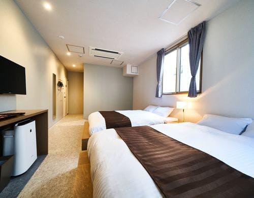 ダブルツインルーム