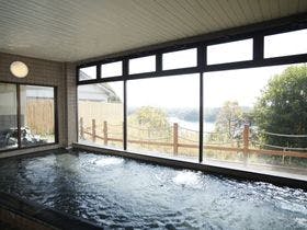 名代的矢かき料理の宿　いかだ荘山上