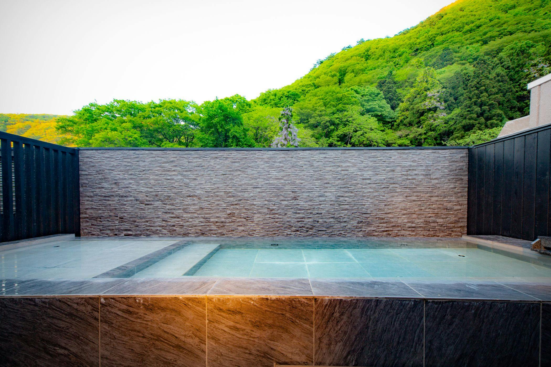 Aizu Higashiyama Onsen Tsuki no Akari