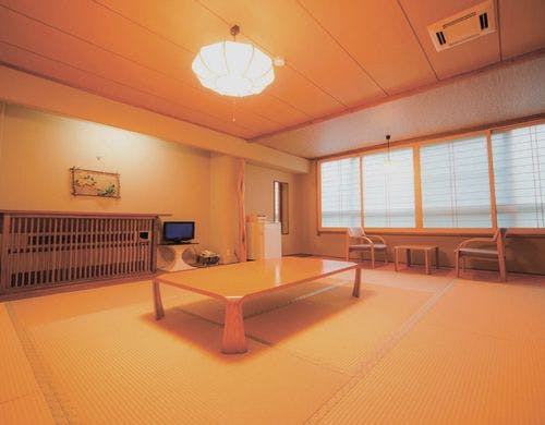 バス・トイレなしの「月見亭」♪