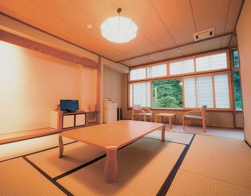 トイレ付のスタンダード和室「月幻亭」♪