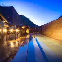 ภาพตัวอย่างบ่อน้ำร้อนกลางแจ้งบนดาดฟ้า