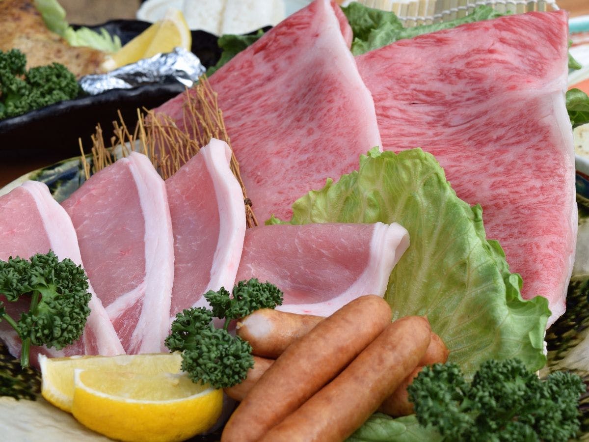 ◆Premium BBQ Featuring Japanese Black Wagyu and Olive Pork