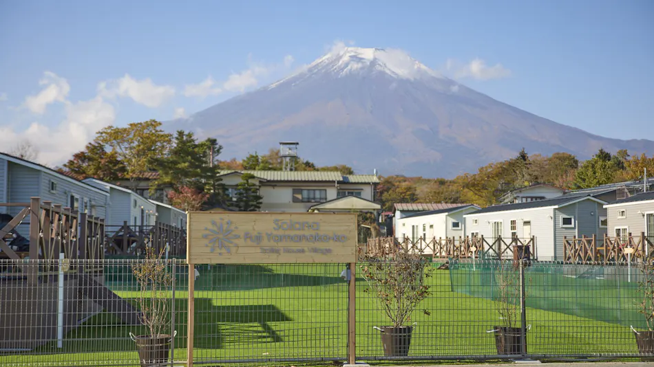 Solana Mount Fuji Yamanakako