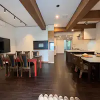 ที่พักมิสากิ ไคนัน ลิฟวิ่ง