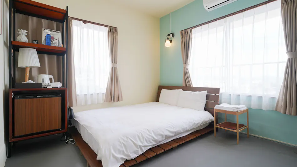Adan Hotel