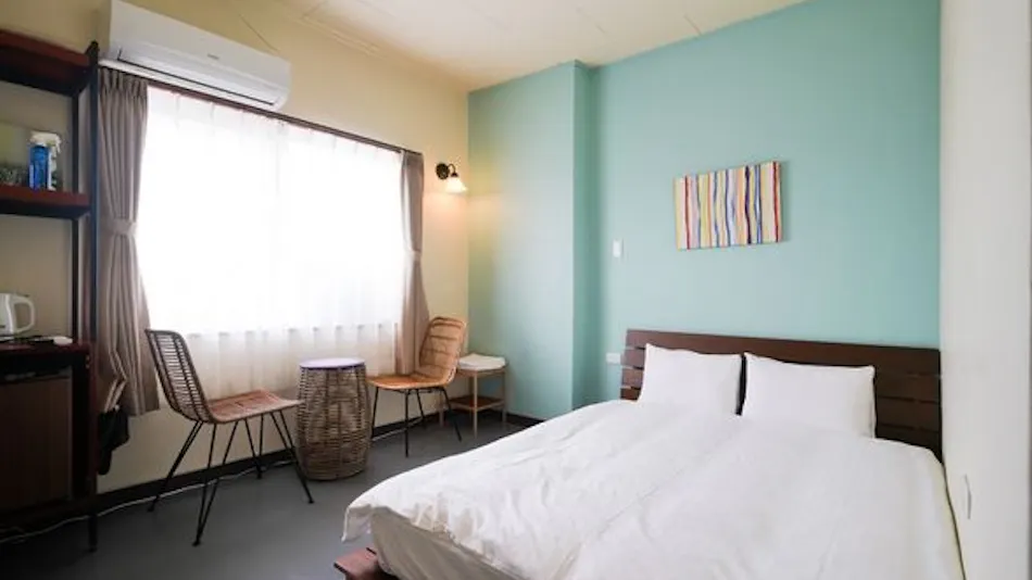Adan Hotel