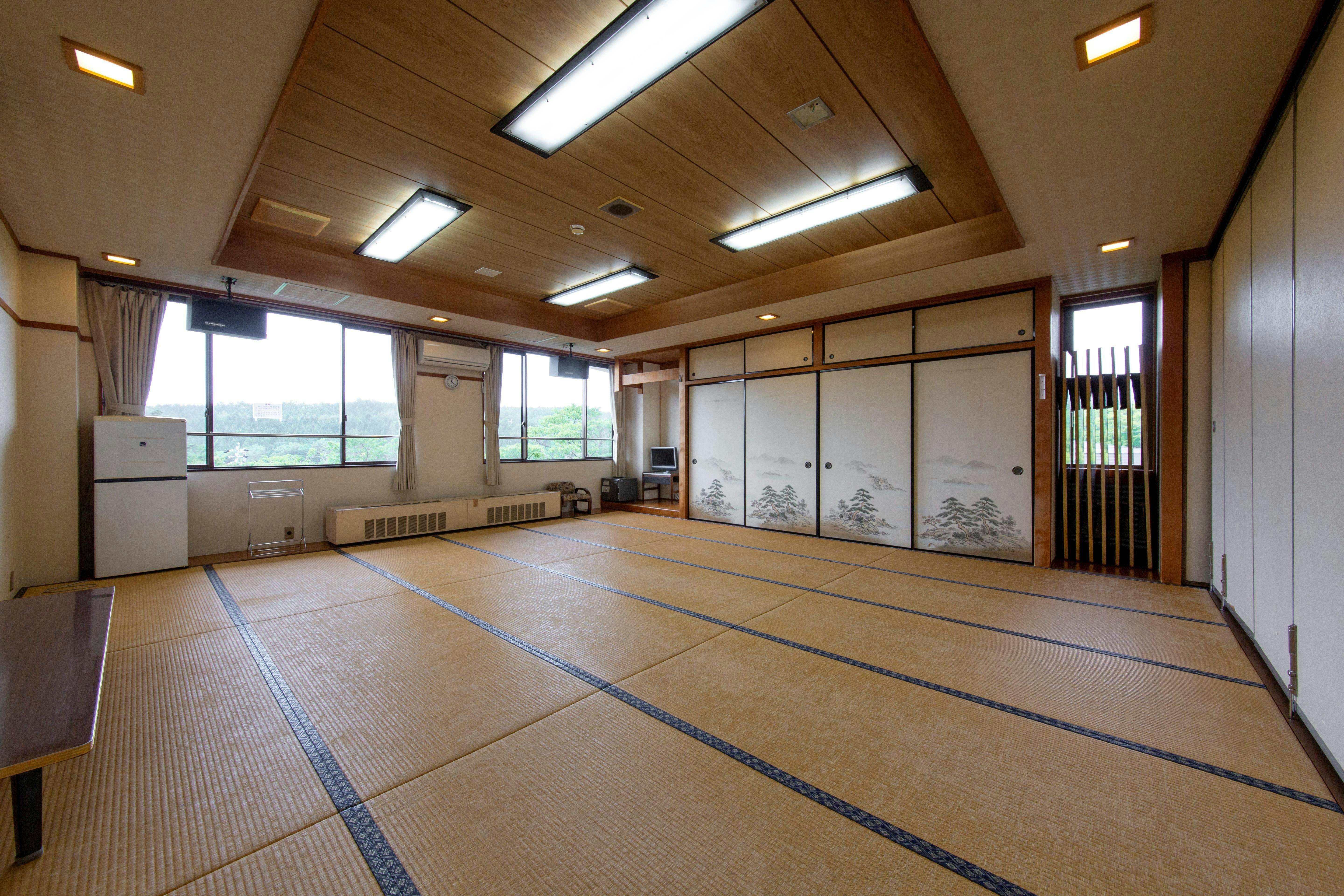 Kokumin Shukusha Ena Sanso