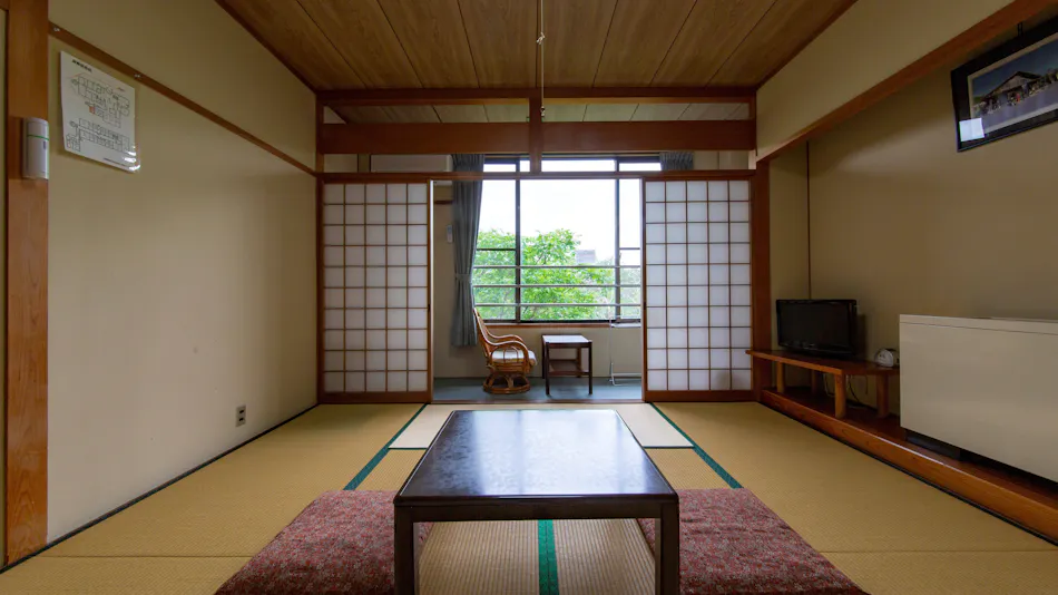 Kokumin Shukusha Ena Sanso