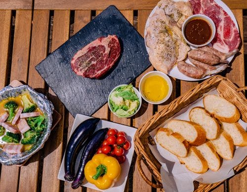 全部屋全プランに夕朝食が含まれています。