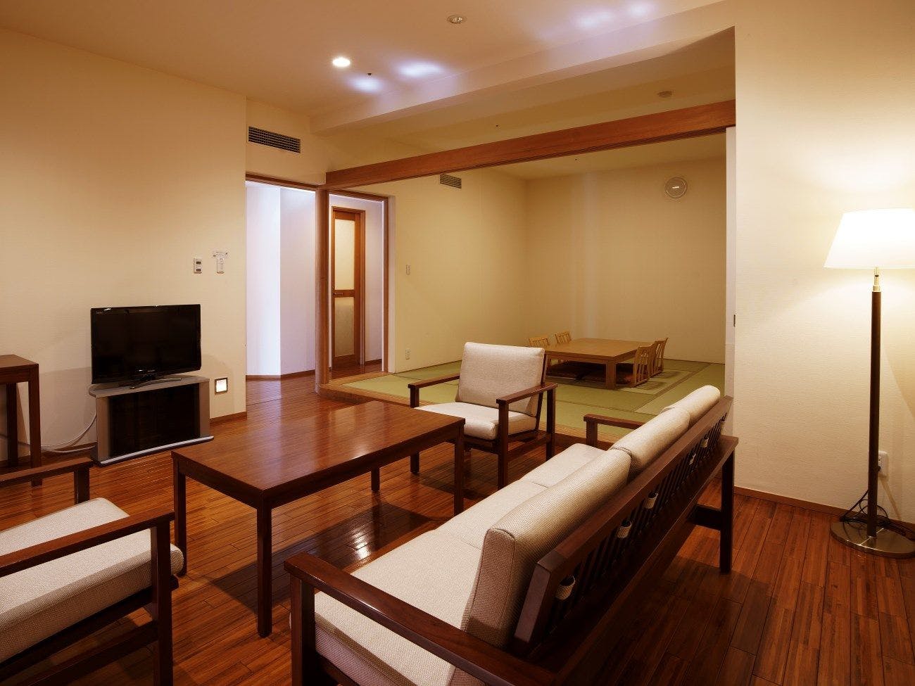 Yatsugatake Kiyosato Highland Seisenryo Hotel & Cottages