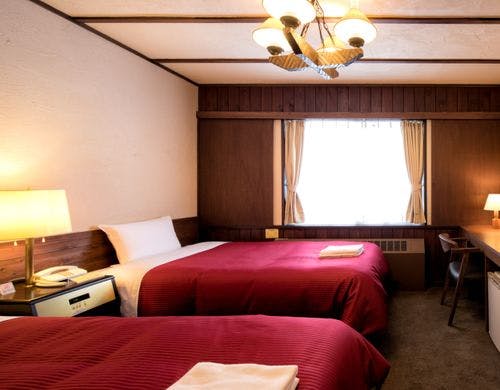 ●清泉寮本館洋室 バス・トイレ付（一例）