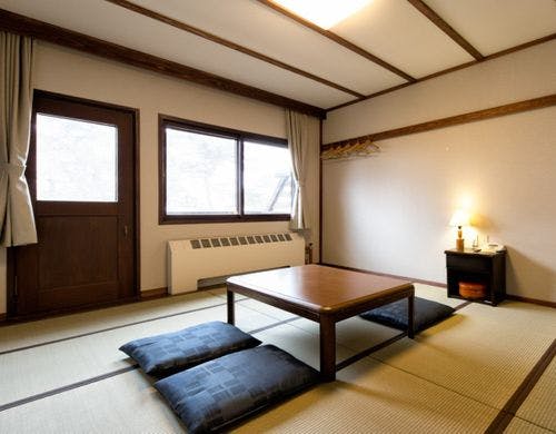 ●本館：和室【バス・トイレ共同】