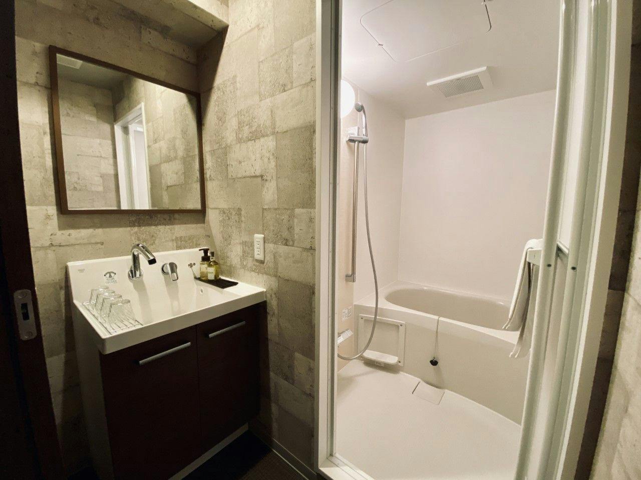 HOTEL ffosaka.com