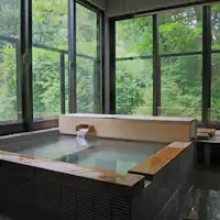 시만토강 발원지의 온천 원천을 전세로…