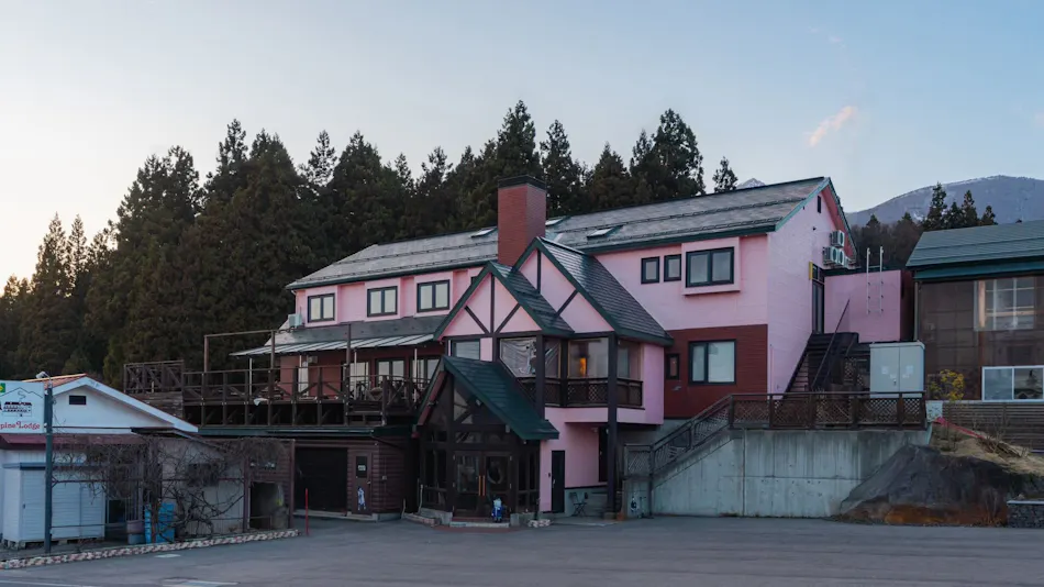 Alpine Lodge