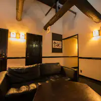 *【Dalam bangunan】Lobi tingkat 2