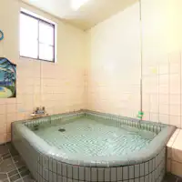 อาคารเสริม: อ่างอาบน้ำไฟฟ้า