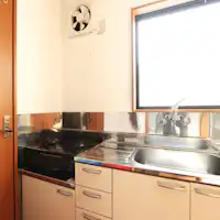 ห้องครัวในบ้านแยก (เช่าทั้งหลัง)